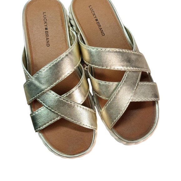 Lucky Brand Gold sandal slip on 7.5 - Picture 5 of 5